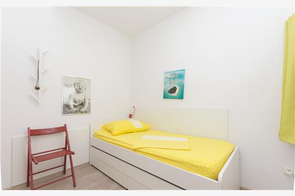 Apartment A3, for 5 persons