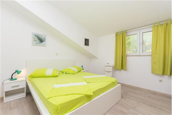 Apartment A3, for 5 persons