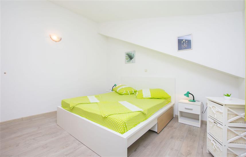 Apartment A3, for 5 persons