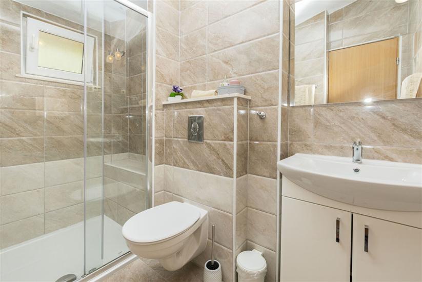 Apartment A3, for 5 persons