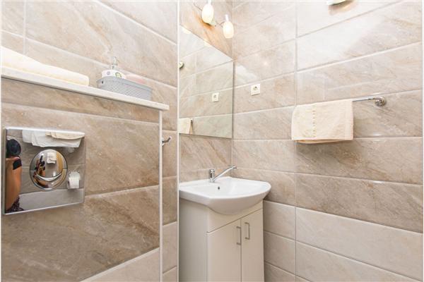 Apartment A3, for 5 persons