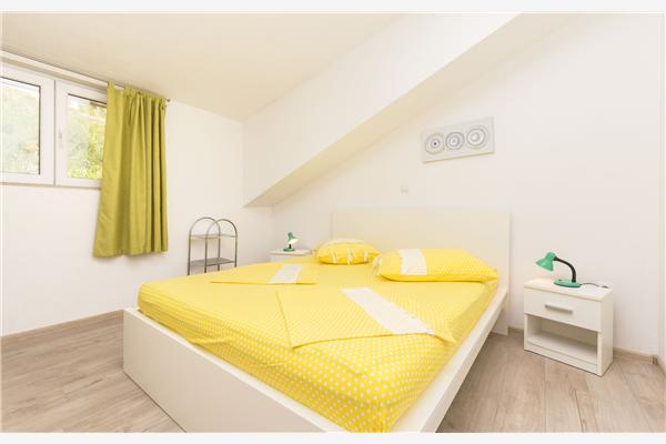 Apartment A3, for 5 persons