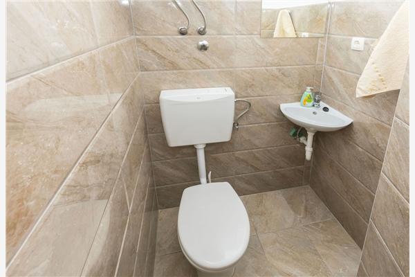 Apartment A3, for 5 persons