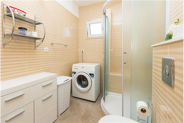 Apartment A3, for 5 persons