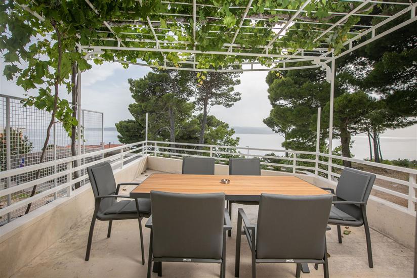 Apartment A1, for 6 persons