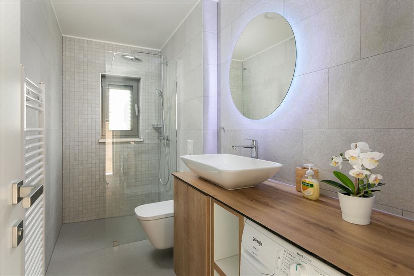 Apartment A2, for 6 persons