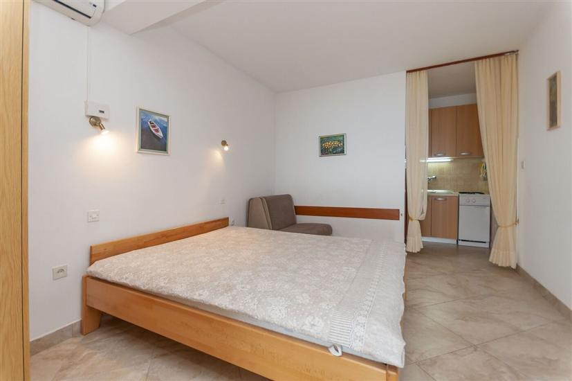 Apartment A1, for 3 persons