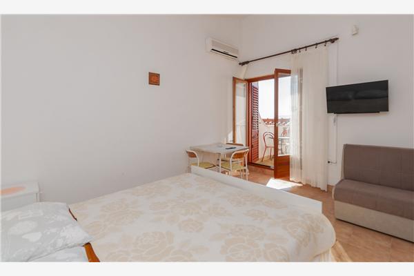 Apartment A3, for 3 persons