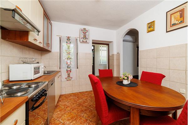 Apartment A1, for 4 persons