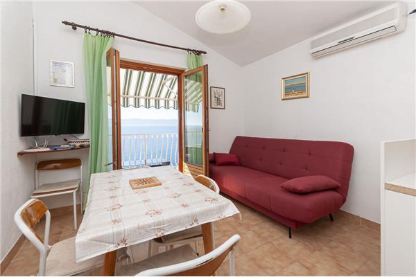Apartment A4, for 4 persons