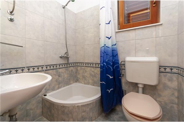 Apartment A5, for 4 persons