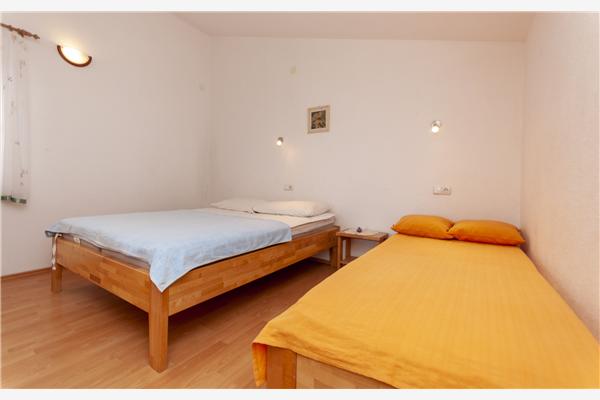 Apartment A6, for 4 persons