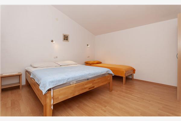Apartment A6, for 4 persons