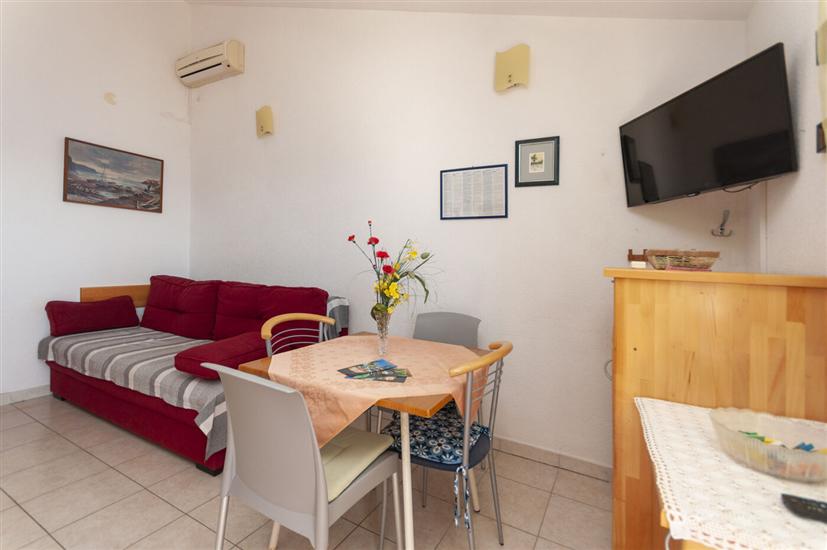 Apartment A6, for 4 persons