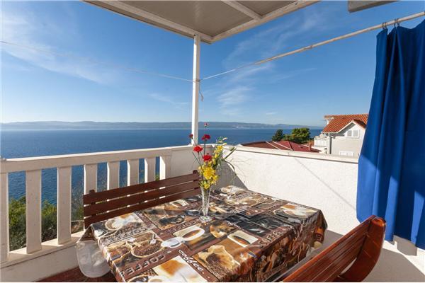 Apartment A6, for 4 persons