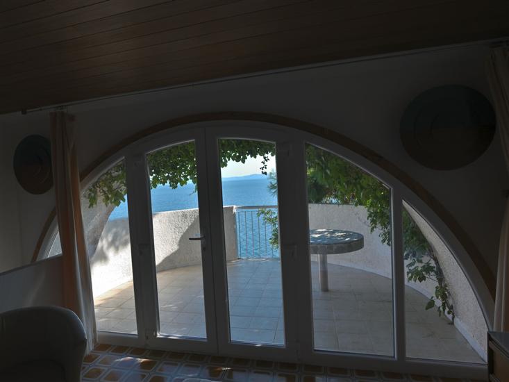 Apartment A2, for 5 persons