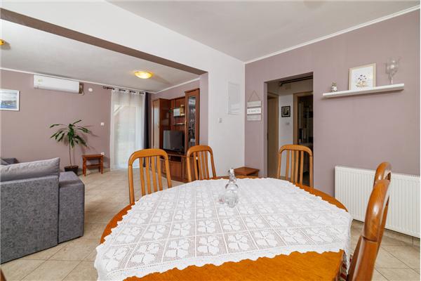 Apartment A1, for 4 persons