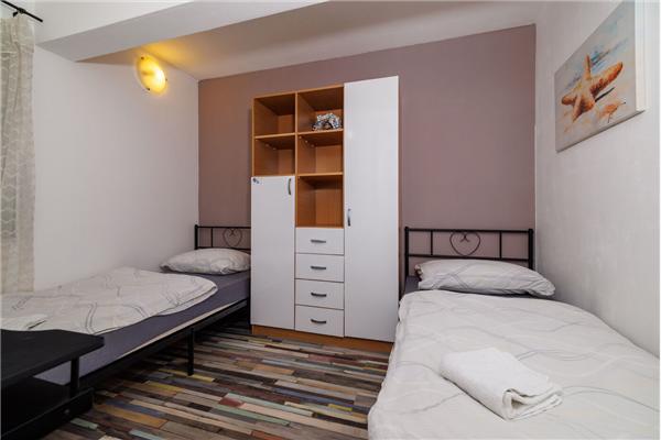 Apartment A1, for 4 persons