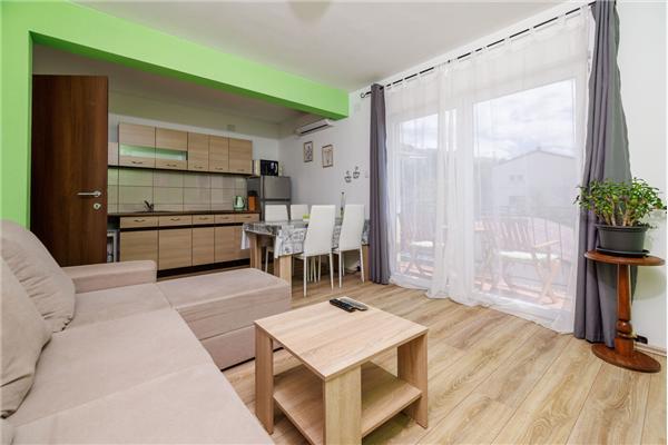 Apartment A2, for 4 persons