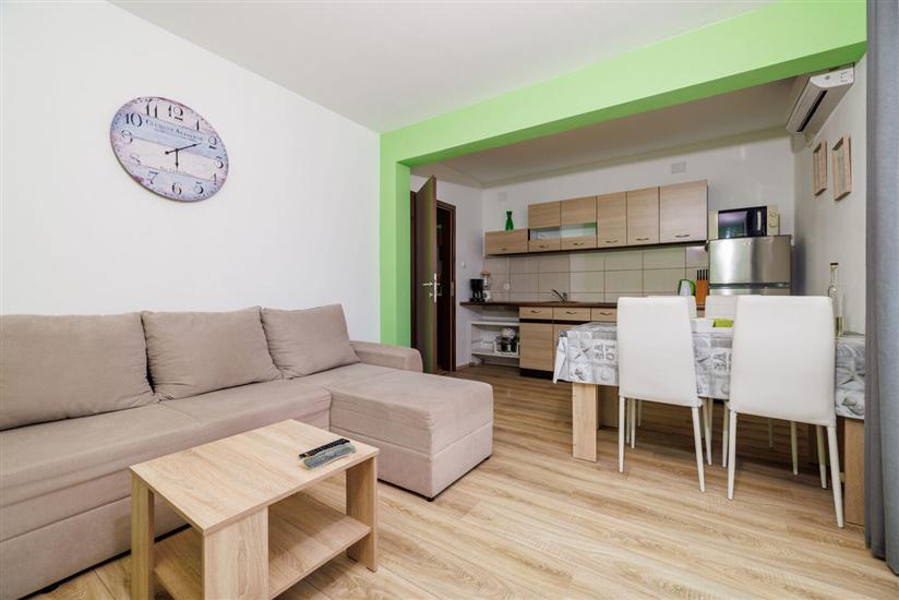 Apartment A2, for 4 persons