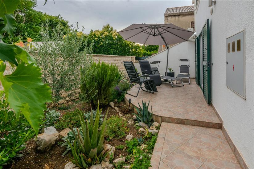 House K1, for 8 persons