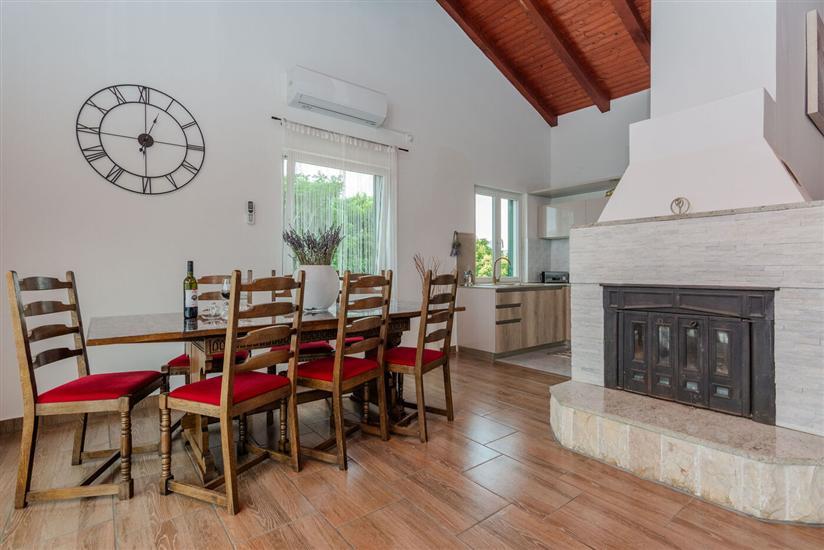 House K1, for 8 persons