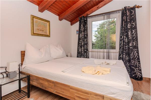 House K1, for 8 persons