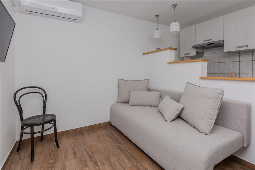 House K1, for 8 persons