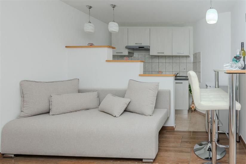 House K1, for 8 persons