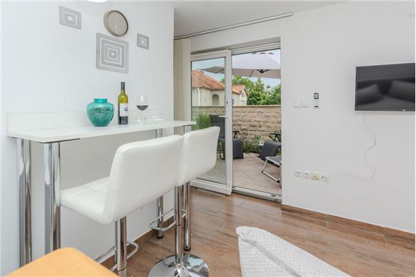 House K1, for 8 persons