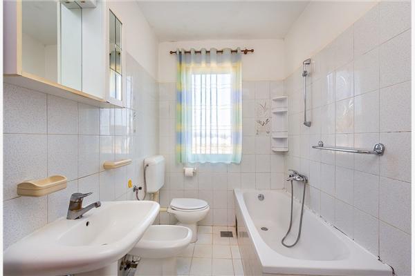 Apartment A1, for 6 persons