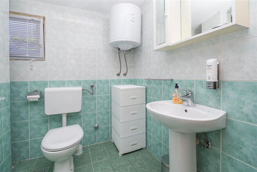 Apartment A3, for 6 persons