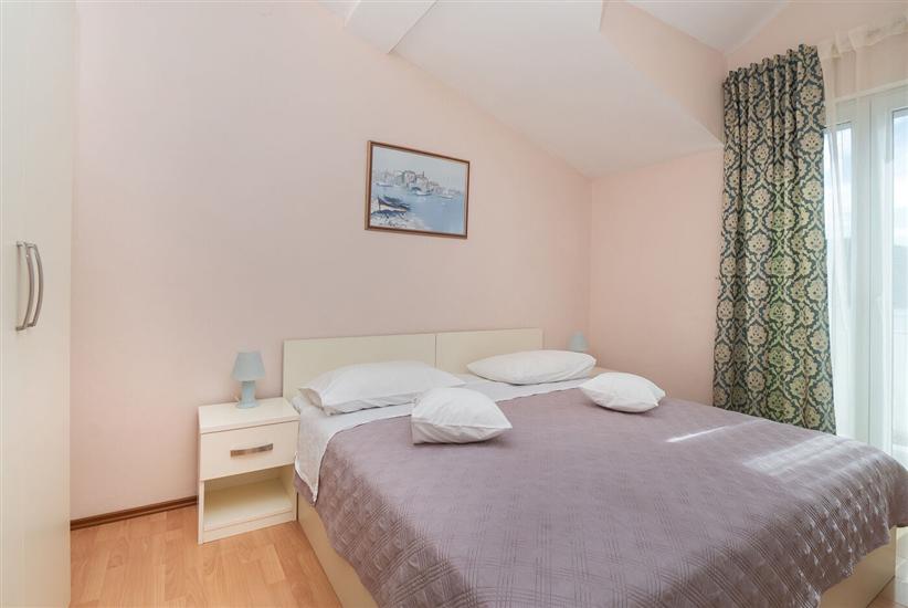 Apartment A3, for 6 persons