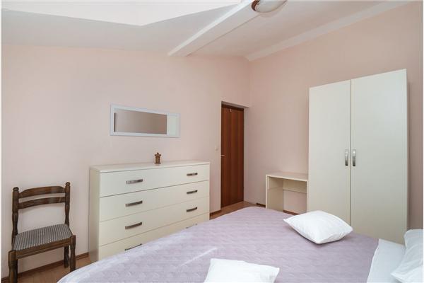 Apartment A3, for 6 persons