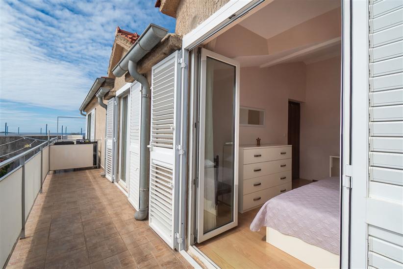 Apartment A3, for 6 persons