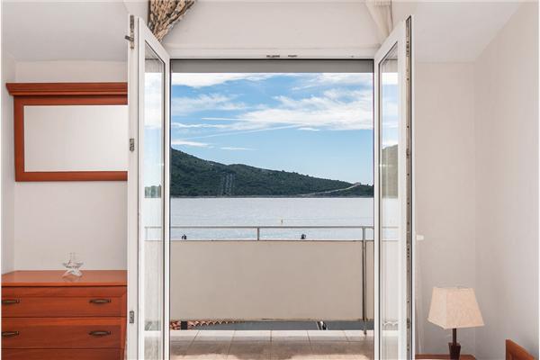 Apartment A3, for 6 persons