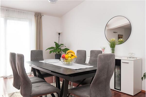 Apartment A3, for 6 persons