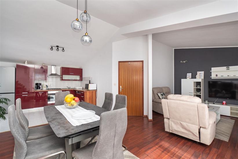 Apartment A3, for 6 persons