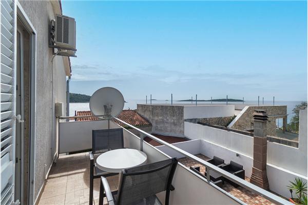 Apartment A3, for 6 persons