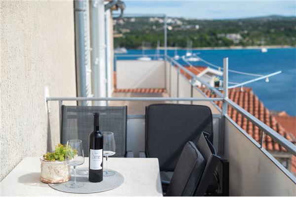 Apartment A3, for 6 persons