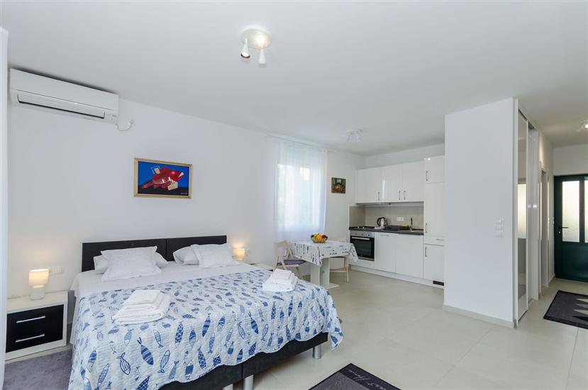 Apartment A2, for 2 persons