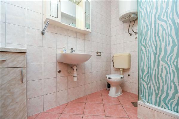 Apartment A6, for 3 persons