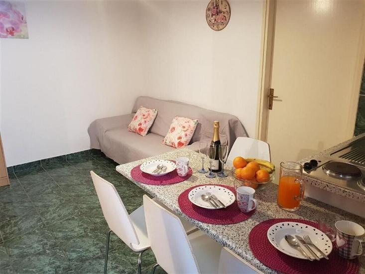 Apartment A2, for 4 persons