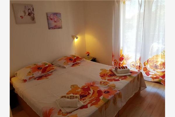 Apartment A2, for 4 persons