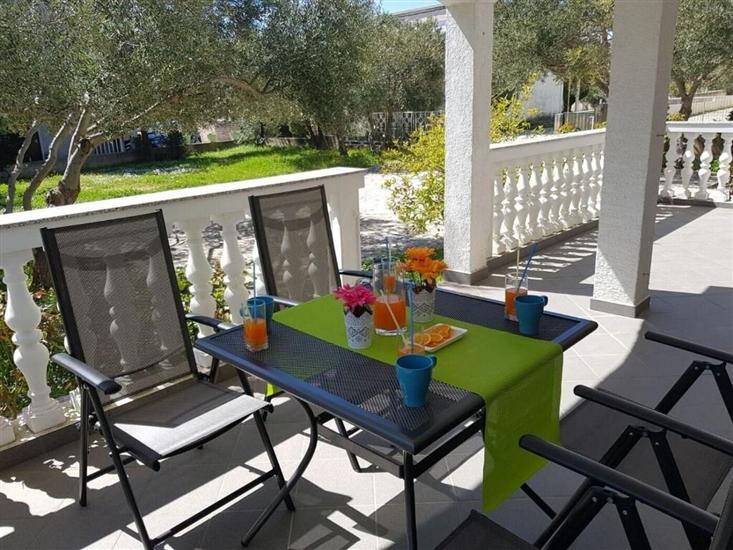 Apartment A2, for 4 persons