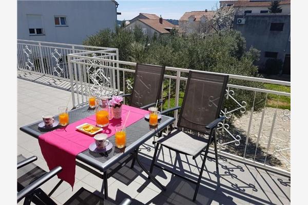 Apartment A4, for 5 persons