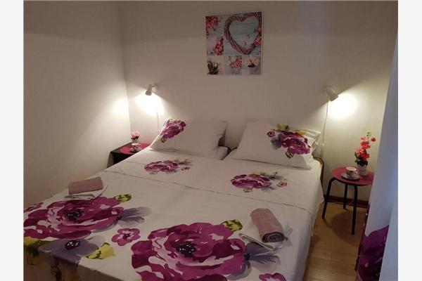 Apartment A4, for 5 persons