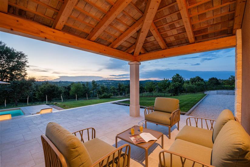 Villa Sentiero s bazenom