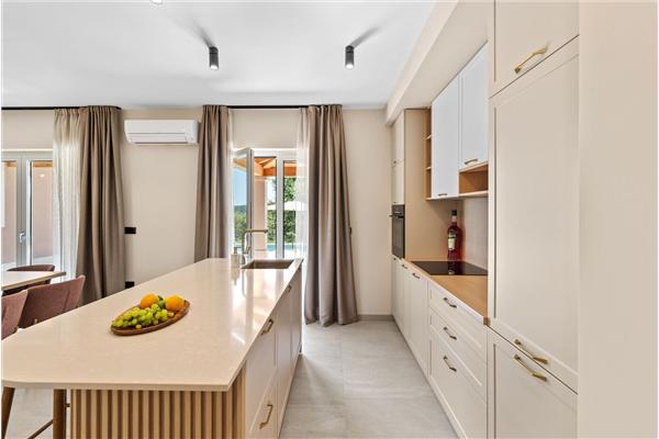 House K1, for 8 persons