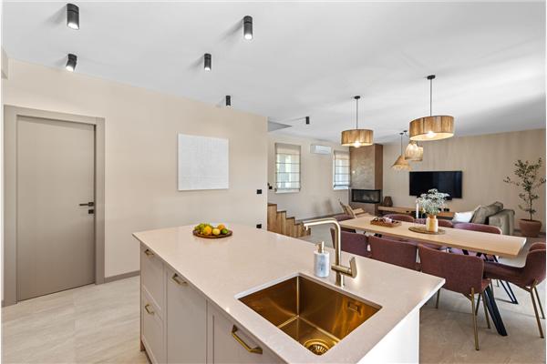 House K1, for 8 persons